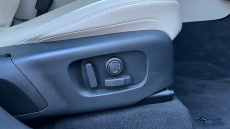 Land Rover Range Rover Velar 2.0 D200 Edition 5dr Auto Diesel Estate